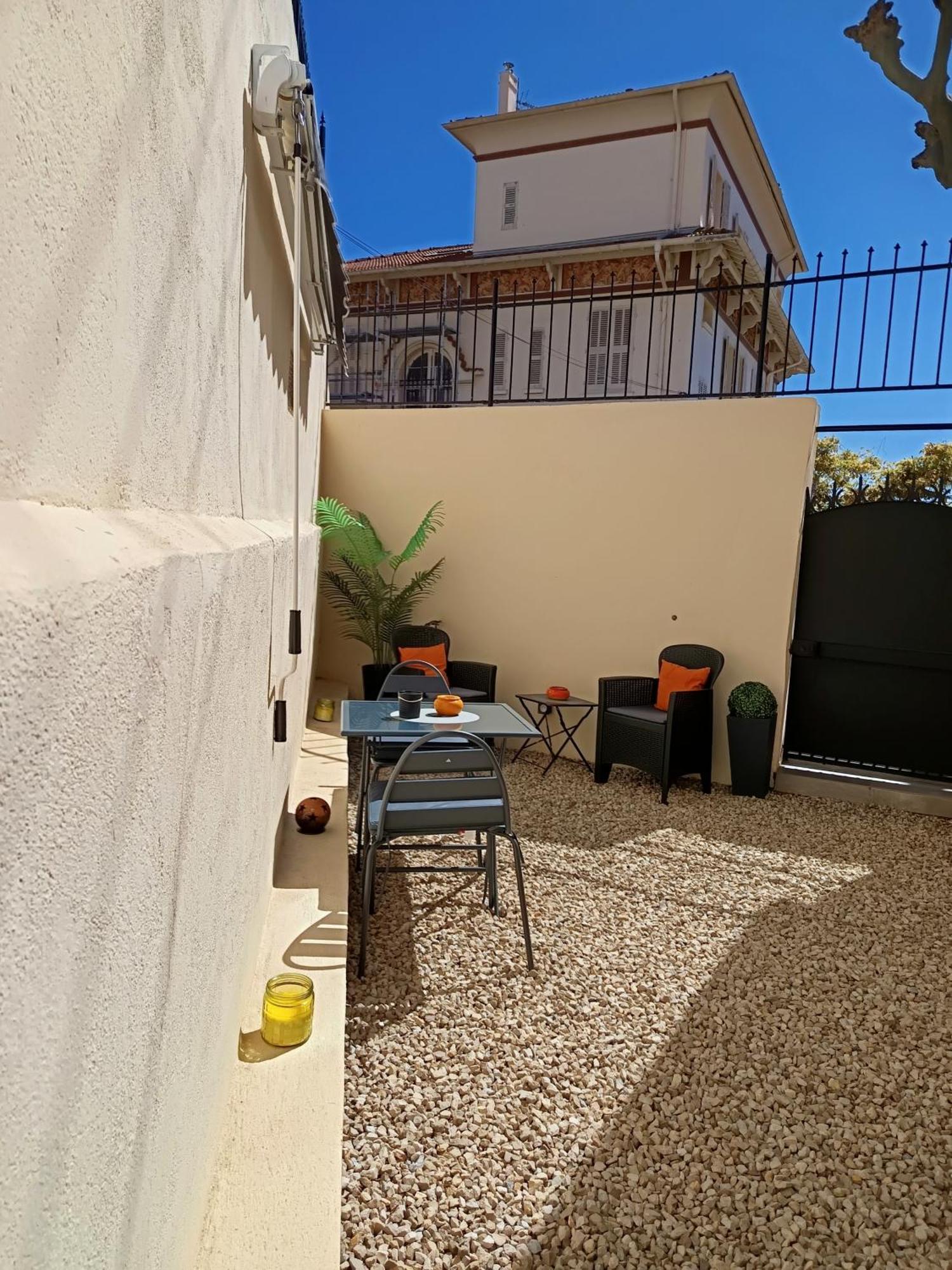 Ferienwohnung Coquet 2 Pieces Entierement Renove Et Climatise Cannes Exterior foto